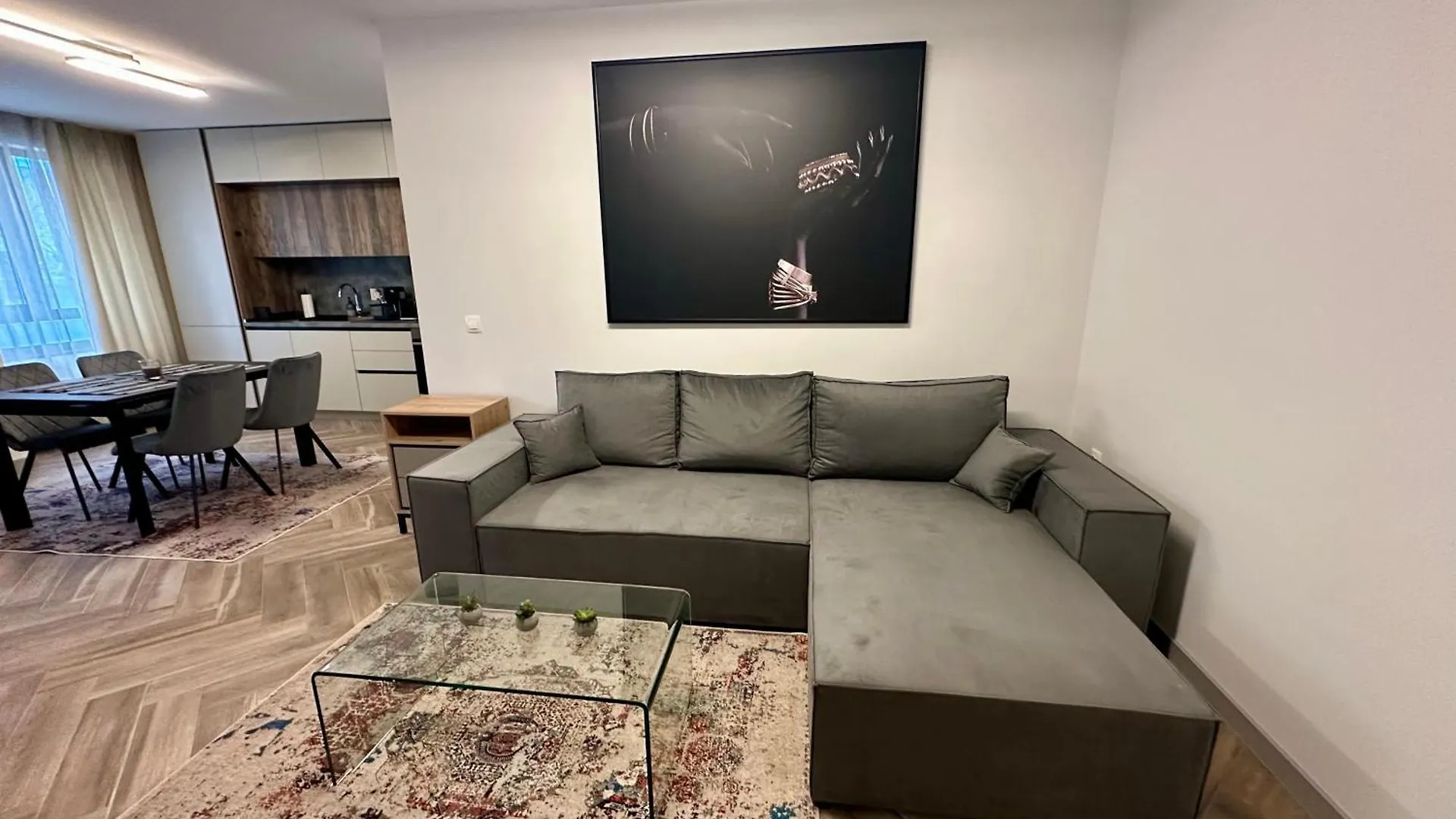 Lana Apartments Σόφια